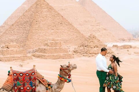 Giza pyramider, Sphinx, Valley Temple med kamel ride og frokost