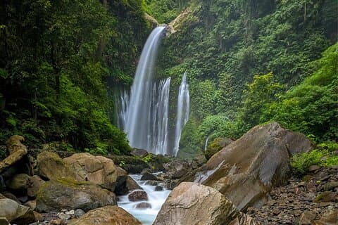 Lombok: Villaggio di Senaru, Sendang Gile e cascate di Tiu Kelep