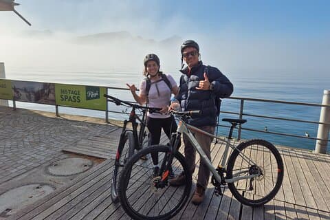 湖クルーズアドベンチャー付きの美しい自転車ツアー