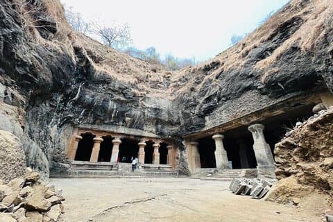 Elephanta Caves Exploration: Guided Tour with Ferry Experience
