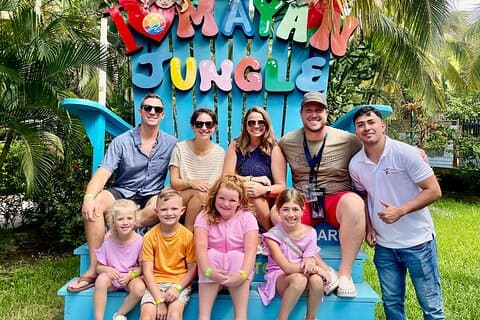 Tour dell'isola di Roatán: Sloth & Monkey Park, Rum e Cioccolato