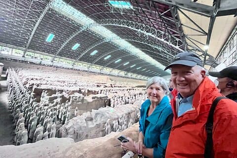 Private Xian Highlight Tour: 6 Hours Terracotta Warriors and Local Snack