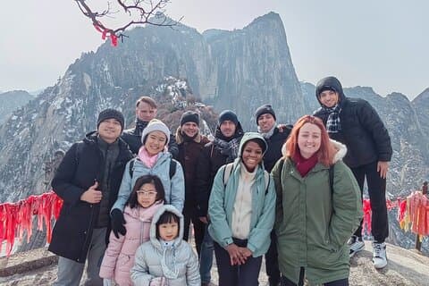 Excursão privada de um dia: Mountain Huashan com comida local