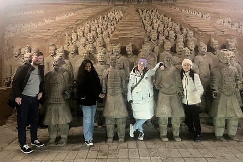 Xian Buddhistical Private Day Tour of Terracotta Warriors e Famen Temple