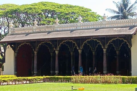 Tour de dia inteiro de Bengaluru com Guia e almoço autêntico