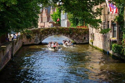 Visita guiada a pie por la ciudad en Brujas
