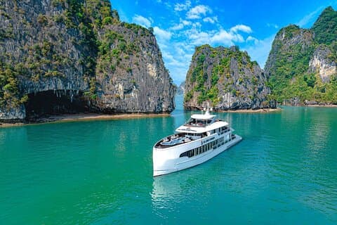 Luksus Halong Bay Day Tour fra Ha Long City med 5-stjerners cruise