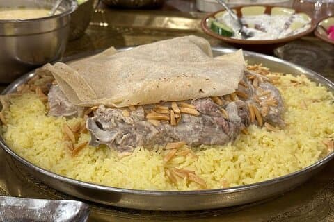 Amman Private City Tour With Mansaf Lunch