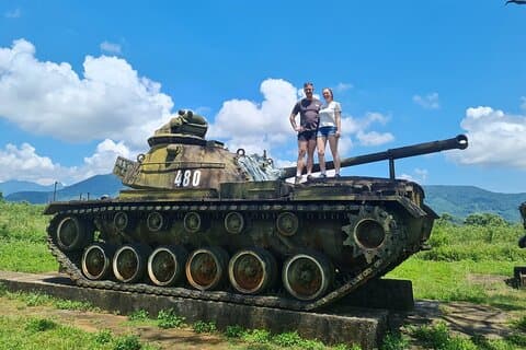 Visita aos túneis de Vinh Moc e à base de combate de Khe Sanh a partir de Hue