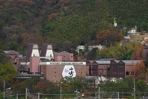 Suntory Whisky and Beer Tasting Walking Tour in Kyoto