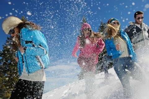 Tour di sci & snowboard di 2 giorni con noleggio