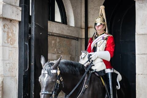 Tour a pie por la realeza británica de la corona