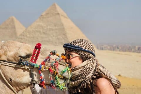 Pyramiden von Gizeh, Saqqara, Memphis & Dahshur mit privatem Fortgeschrittener