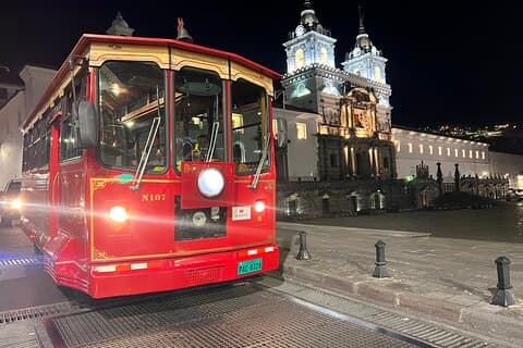Trolley-Tour durch Quito und die Mitte der Welt