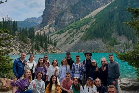 Explora 4 Lagos y Banff Town Tour con picnic