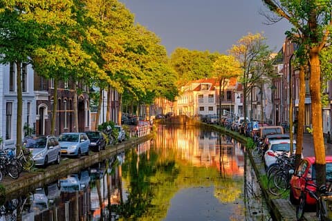 Discover Delft's Golden Age: A Self-Guided Tour