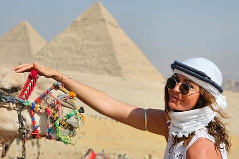 Indimenticabile Giza: Piramidi, Museo, Giro in cammello & Souq