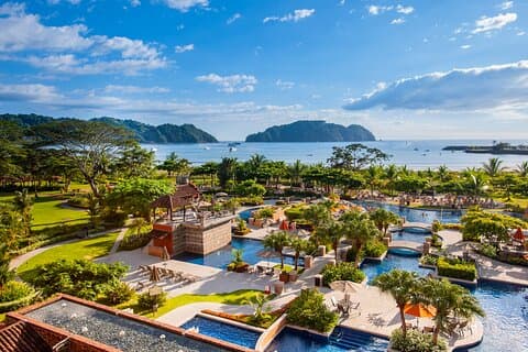 Privat transport fra Arenal til Los Sueños Marriott - VIP-service
