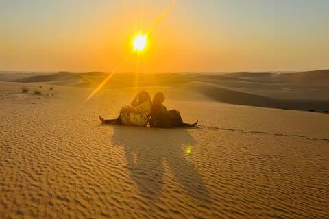 Private Abu Dhabi Sunset Desert Safari with Sand Boarding