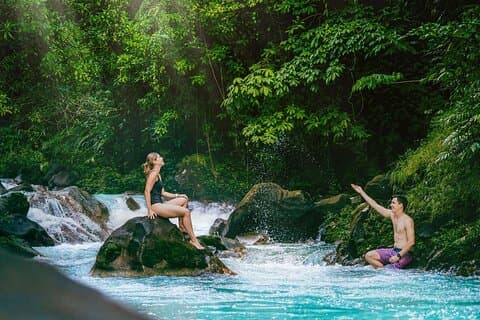 Privat transport Arenal till Rio Celeste - Premium Service VIP