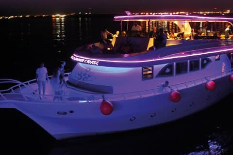 Middagscruise og show i Sharm El-Sheikh