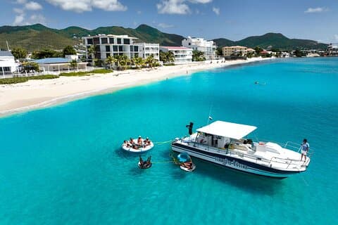 Go Dutch! Snorkel, Shop & Coastal Cruise