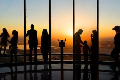Burj Khalifa en el Top Sunrise tour incluyendo Morning Treat