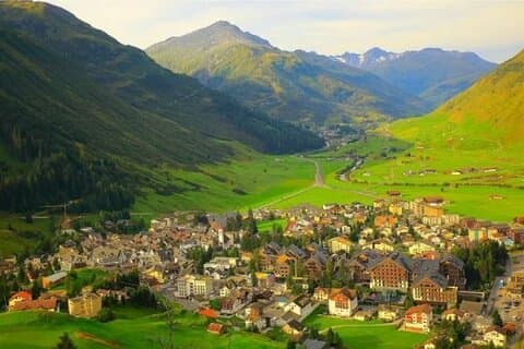 Zurich Flygplats ZRH till Andermatt Privat Transfer