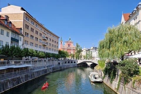 Bled Lake och Ljubljana Extra liten grupptur från Zagreb