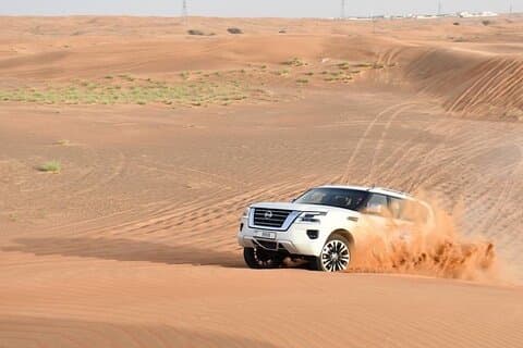 Full-Day Small-Group Red Desert Safari with BBQ Dinner in Dubai