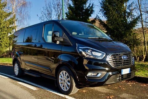 Privat Transfer upp till 8 pax från Milano till Como