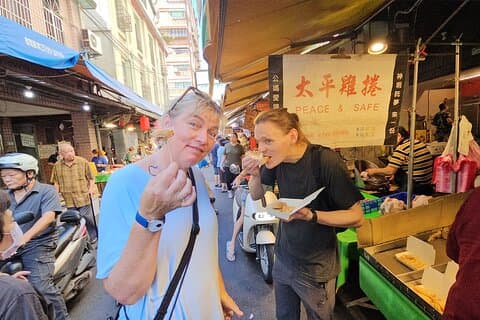 Taipei Cooking Class & Market Adventure in Historic Dadaocheng