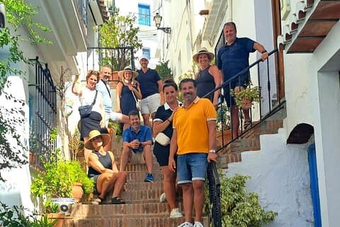 Nerja & Frigiliana privétour met hotel of ophaalservice aan wal in Malaga
