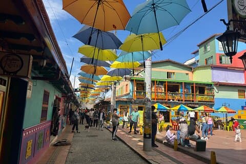 Visite à Medellín et Combo Guatape
