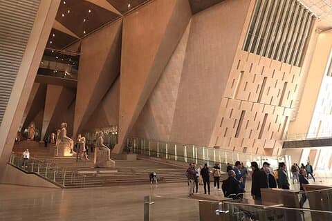 Halvdagstur til det nye store egyptiske museet