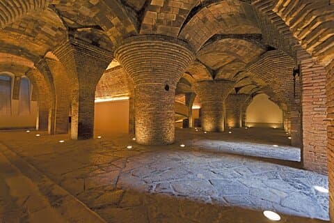 8-uur durende privérondleiding door Gaudí en modernisten