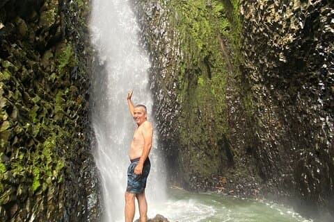 Randonnée privée et visite des cascades de Los Charcos de Don LoLo