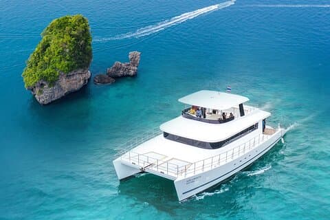 Phuket : James Bond Island och Phang Nga Bay med Premium Yacht