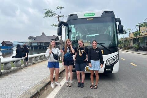 Hue nach Hoi An Bustour mit englischem Guide und Sehenswürdigkeiten