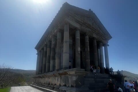 Tour privato Geghard Garni Arco di Charents Sevan Lago di Sevanavank