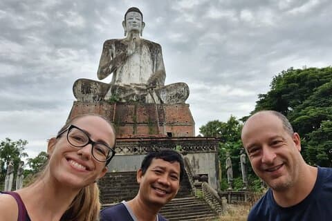 Taxi from Phnom Penh to Battambang with English speaking driver