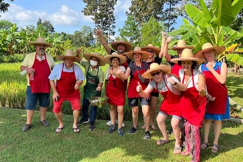 Chiang Mai Thai Cuisine Ferme biologique avec visite du marché local