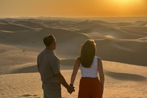 Abu Dhabi Desert Sunrise Safari – 4x4 Drive & Camel Ride