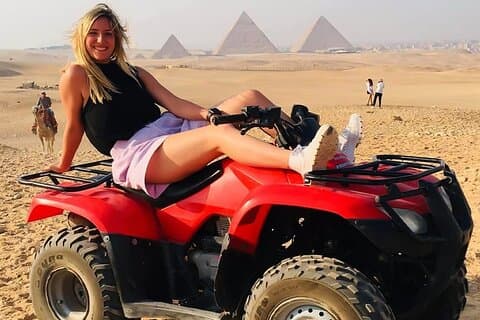 Cairo Private Quad Bike Desert Tour com pirâmides e pôr do sol