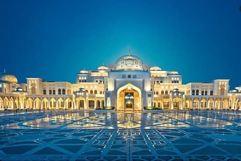 Abu Dhabi City Tour med Qasr Al Watan og Sheikh Zayed Mosque