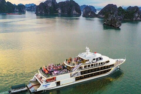 Upplev 5-stjärniga Sea Octopus lyxkryssning i Halong Bay