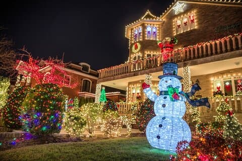 NYC: Dyker Heights Christmas Lights Express från Times Square