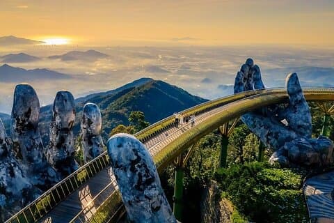 Explorer les collines de Ba Na et le pont d'or depuis Da Nang