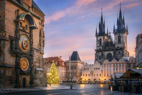 3 Tage Prag erkunden mit Hotelaufenthalt & allen Transfers