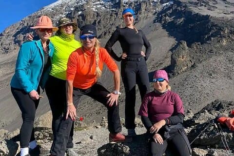 A 1-tägige Kilimandscharo-Wanderung auf Machame Route mit Hotelabholung